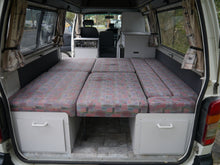 SOLD - 1994 Toyota HiAce Frontline Poptop Campervan